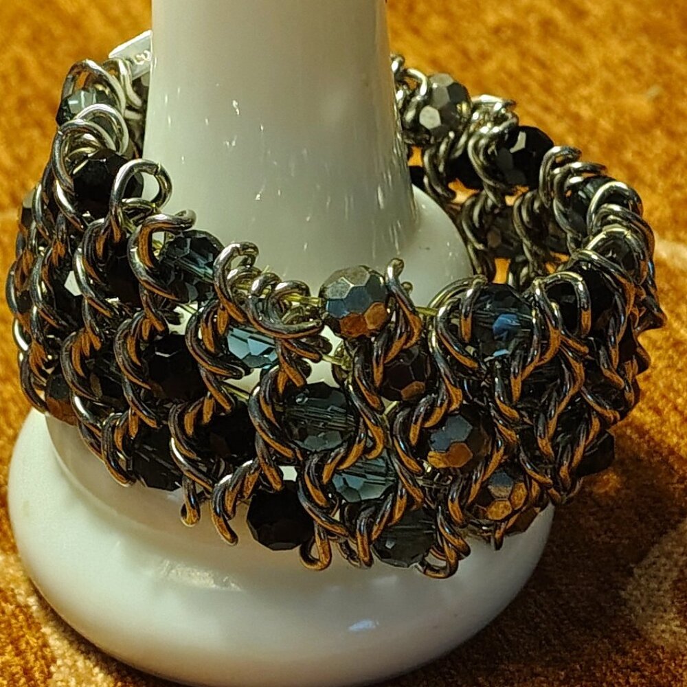 Signed Cookie Lee Cuff Thick Bracelet Silver Tone Black Gray Faceted Bead